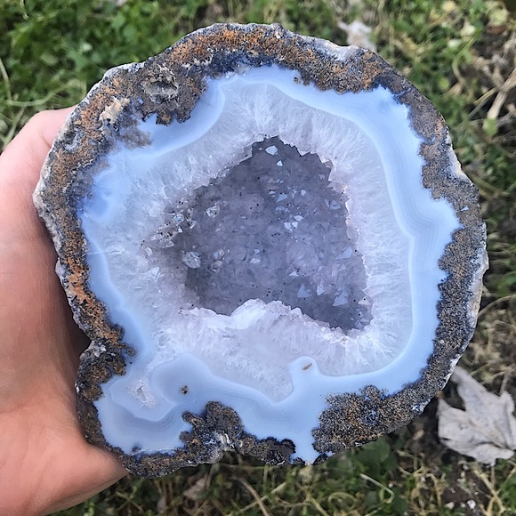 Gorgeous Crystal Geode // Druzy // Boho // Natural // Festival // Hippie